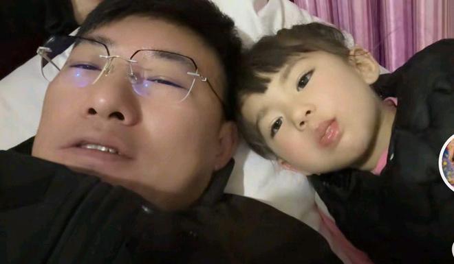 杨二狗皮衣哥等人迪亚不会留在中国AG真人平台王佳音的妹妹关注了(图6)